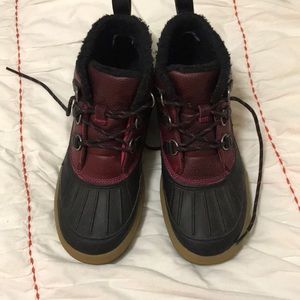 Nike Woodside Chukka II like new boots